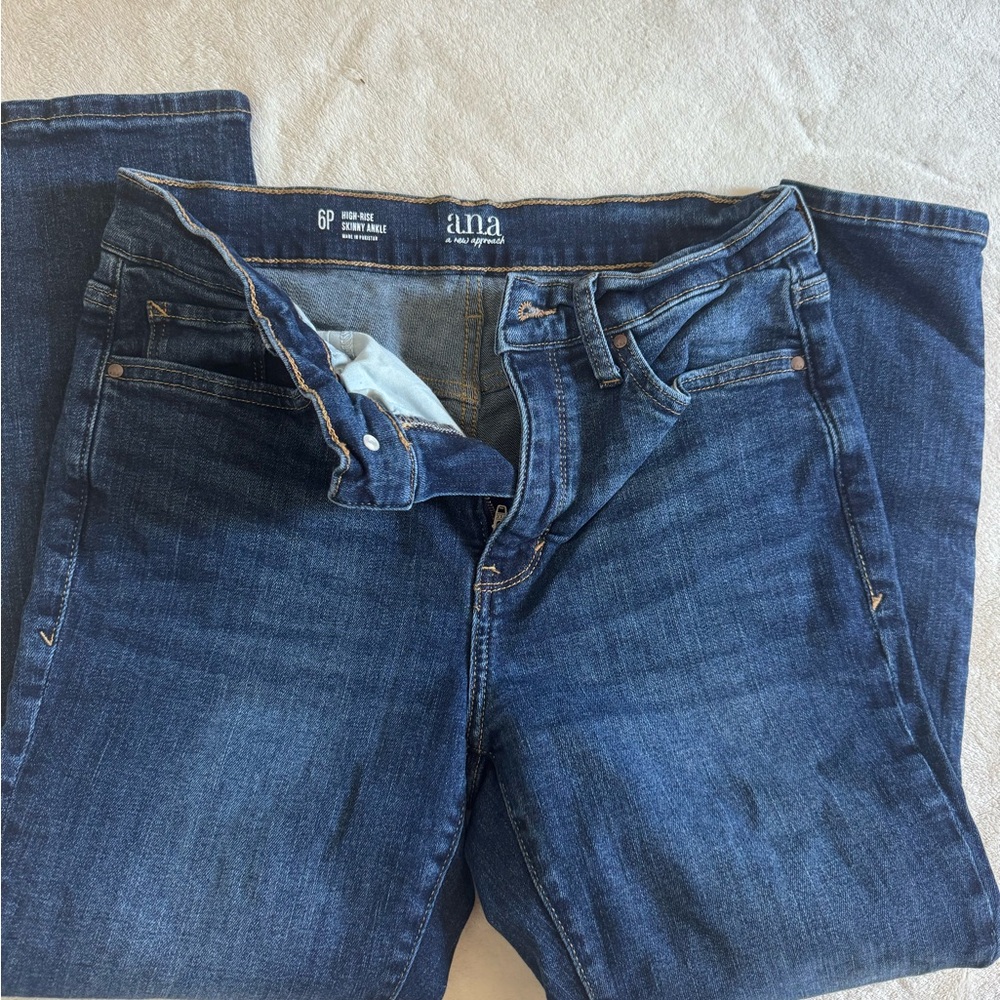 a.n.a Women's High Rise Dark Blue Jeans